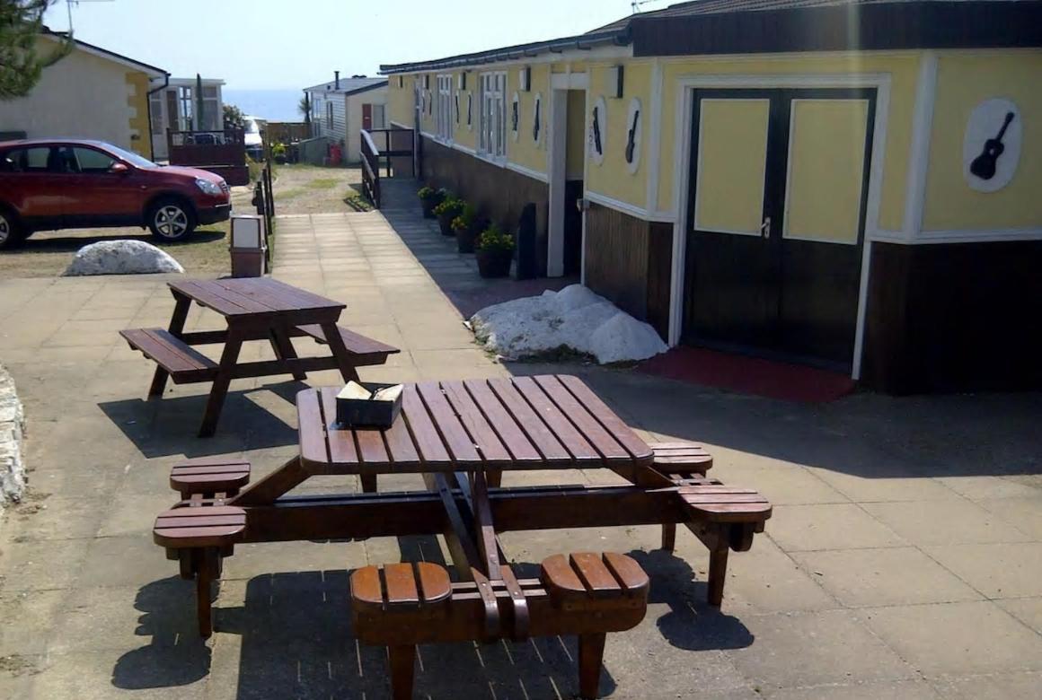 Tranquillity Sea Side Caravan Trimingham Exterior photo