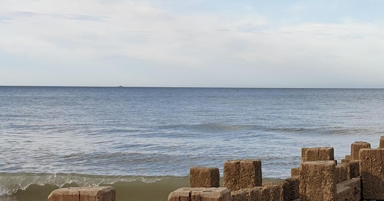 Tranquillity Sea Side Caravan Trimingham Exterior photo