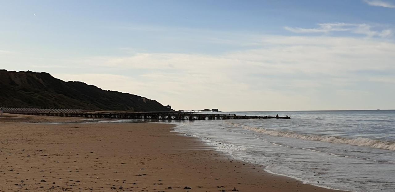Tranquillity Sea Side Caravan Trimingham Exterior photo