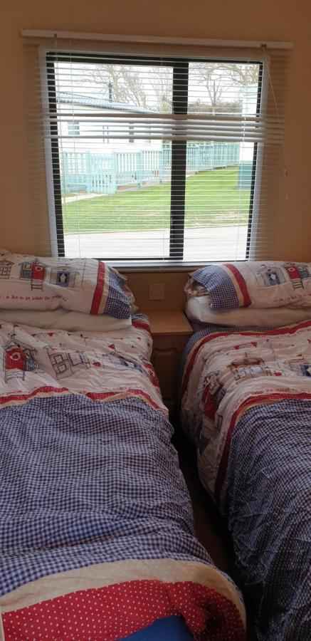 Tranquillity Sea Side Caravan Trimingham Exterior photo