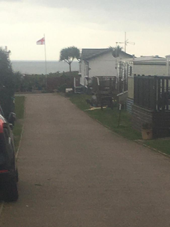 Tranquillity Sea Side Caravan Trimingham Exterior photo